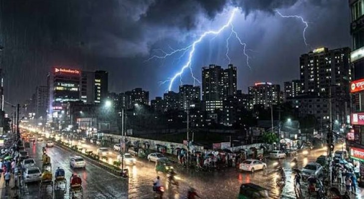 রাত ১টার মধ্যে ঢাকাসহ ঝড়সহ বজ্রবৃষ্টি হতে পারে যেসব অঞ্চলে